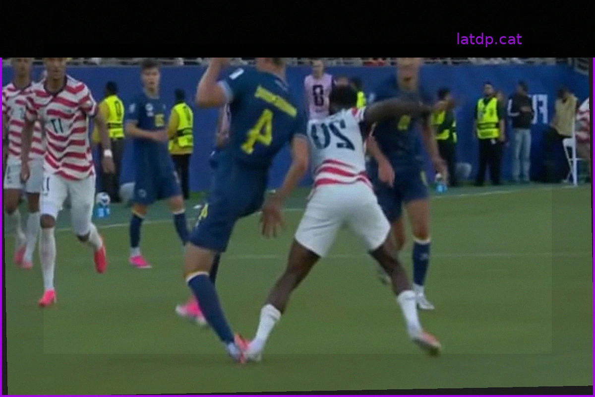 "C'est une très mauvaise décision qui va faire du mal à la Coupe du monde et aux Etats-Unis", le coach de la Norvège ne mâche pas ses mots après l'annulation de la suspension de Balogun
