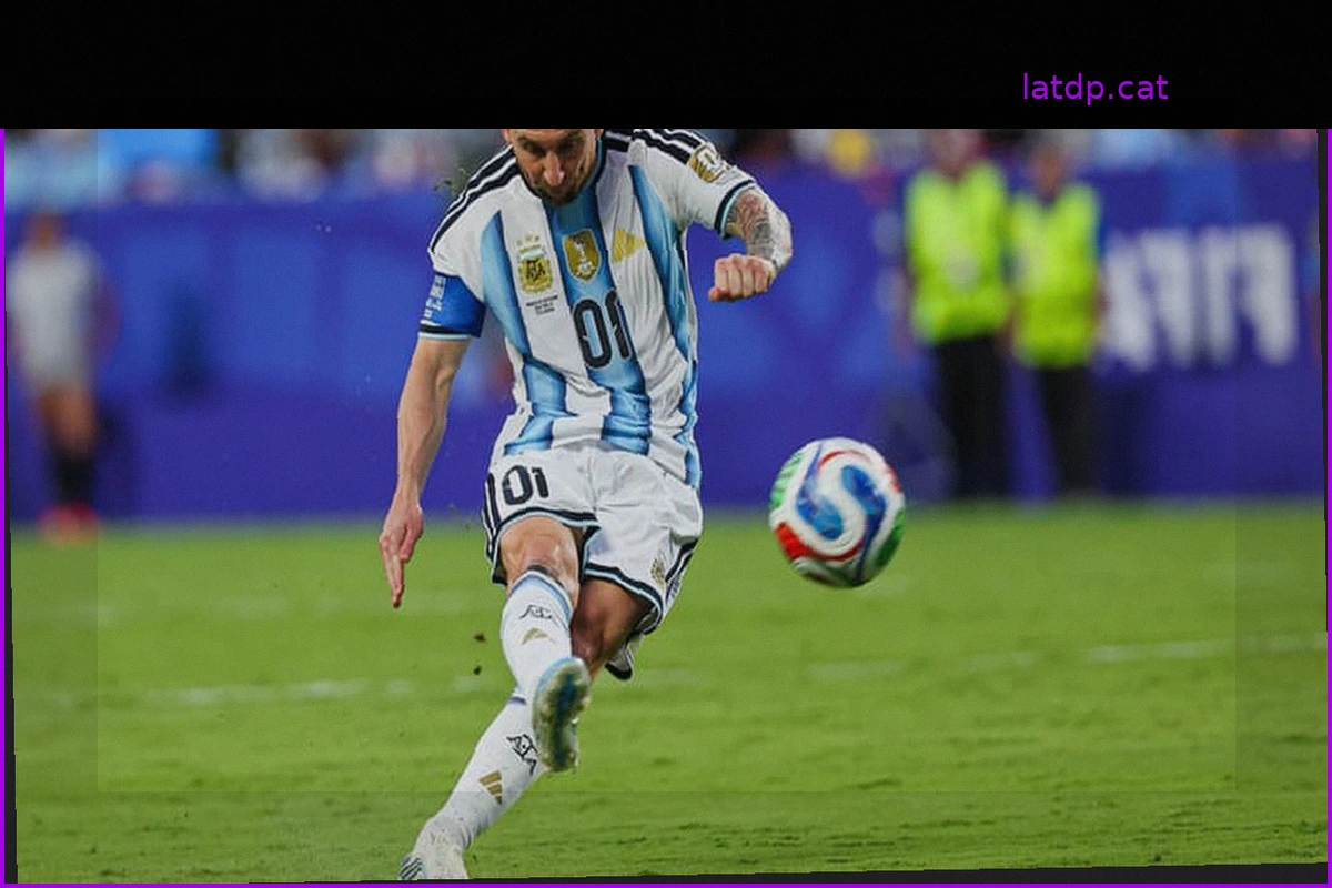 Messi Breaks the Cape Verdean Defense: Argentina vs. Cape Verde 2026 World Cup Round of 16 Live