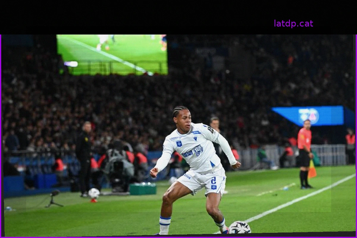 « El entrenador dijo que mantuviéramos la calma »: Kévin Danois elogia el discurso de Will Still en el descanso del Sochaux-Auxerre