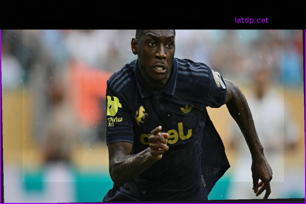 Kolo Muani si unisce alla Juventus