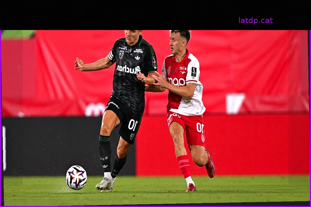 Monaco reprend la tête de la Ligue 1, Lens en difficulté
